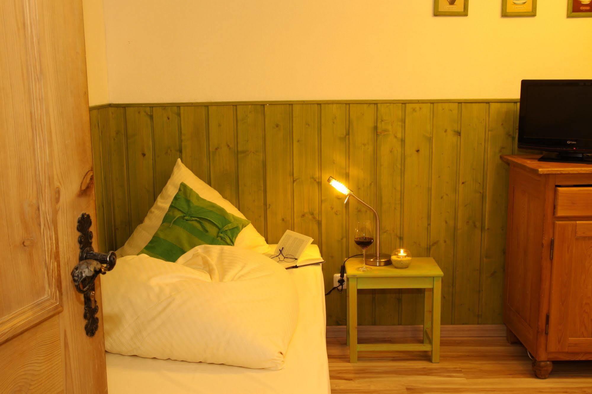 Dreimaederlhaus - Das Vegetarische Boutique Hotel Фюссен Экстерьер фото